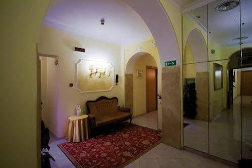 Hotel Dolomiti Roma Exterior foto